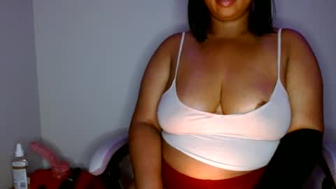 vibe_xxxo online show from June 2026 05:43:01 AM