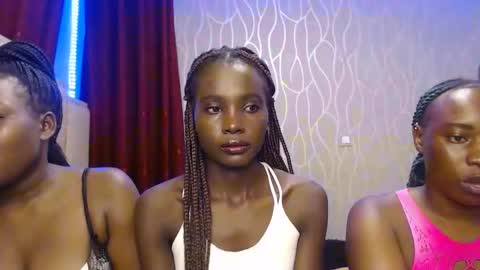 Vibrant online show from November 2025 03:49:01 PM