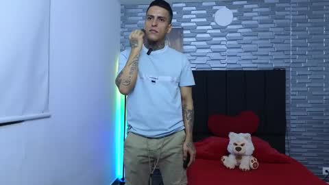 Victor cardenas online show from January 2025 05:52:02 AM