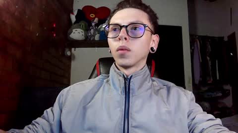 Vicent Brais online show from February 2025 01:12:02 AM