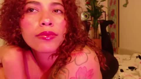 Snapshot of vicky_crazy chatting on March 2025 02:43:02 AM Vicky  online show from March 2025 02:43:02 AM