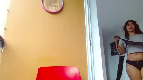 Vicky  online show from April 2026 09:06:02 PM