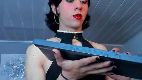  Vicky  online show from April 2026 02:12:02 PM