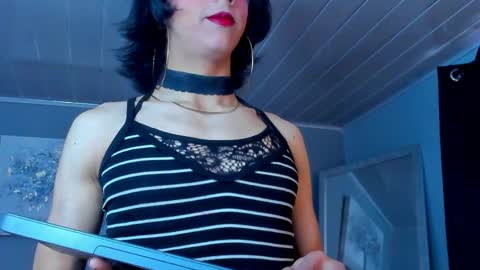  Vicky  online show from May 2026 02:33:02 PM