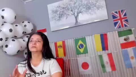  Vicky  online show from June 2026 11:47:02 AM