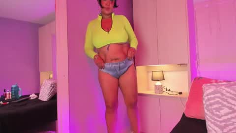 V I C K Y online show from January 2025 11:19:02 PM