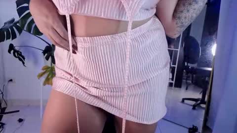 Vicky Greys online show from December 2025 07:51:01 PM