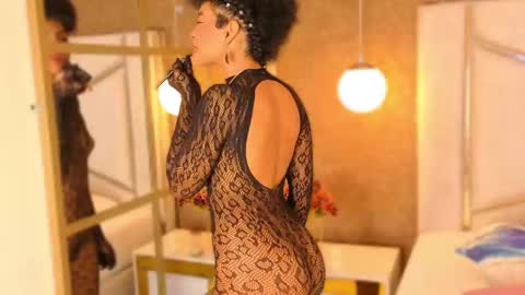 Vicky online show from October 2025 11:40:02 AM