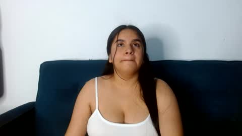 Snapshot of vicno_couple chatting on July 2026 10:13:01 AM david and emma online show from July 2026 10:13:01 AM