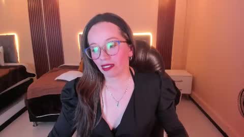 Snapshot of victoria__blake chatting on July 2026 07:38:02 PM victoria__blake online show from July 2026 07:38:02 PM