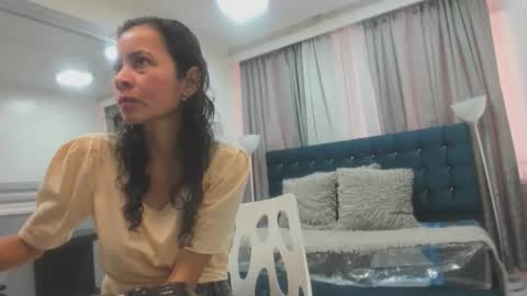 Victoria  grey  online show from April 2026 06:35:02 PM