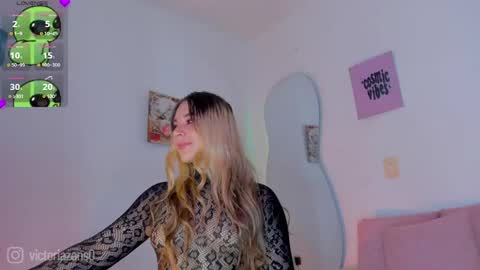 Snapshot of victoria_alien chatting on May 2026 03:39:01 PM Victoria independent model online show from May 2026 03:39:01 PM