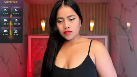 victoria_b_ online show from October 2025 08:18:02 PM
