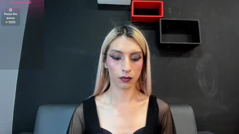 Snapshot of victoria_badgal chatting on December 2024 08:43:01 PM Victoria online show from December 2024 08:43:01 PM