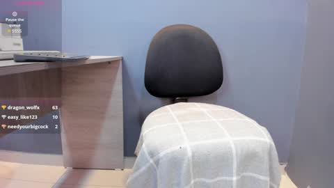 Snapshot of victoria_badgal chatting on January 2025 12:00:01 AM Victoria online show from January 2025 12:00:01 AM