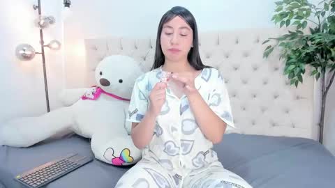 Victoria online show from March 2026 07:20:02 PM