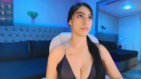 Snapshot of victoria_ellington chatting on June 2026 11:32:01 AM online show from June 2026 11:32:01 AM