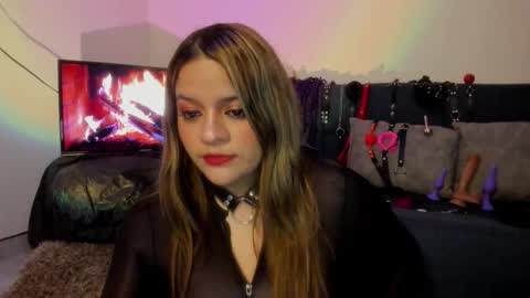 victoria_floyd1 online show from September 2025 02:39:02 AM