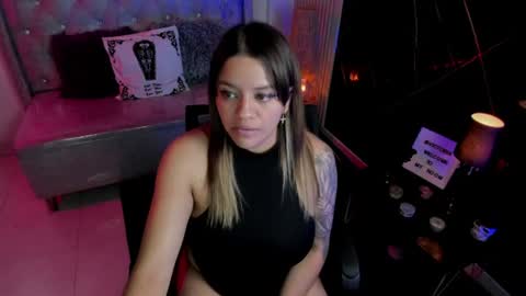 victoria_floyd1 online show from July 2026 11:34:01 PM