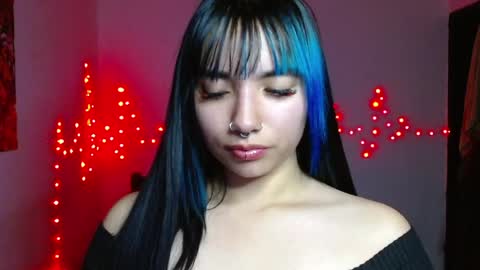 Snapshot of victoria_goddes chatting on April 2026 04:02:02 AM victoria online show from April 2026 04:02:02 AM