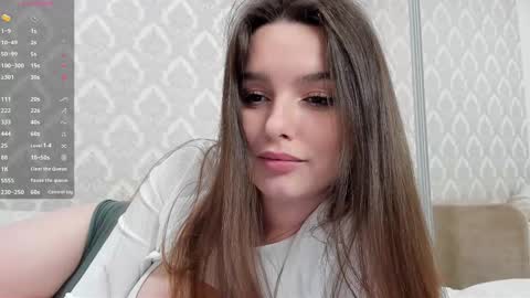 Snapshot of victoria_karma chatting on February 2025 08:50:01 PM online show from February 2025 08:50:01 PM