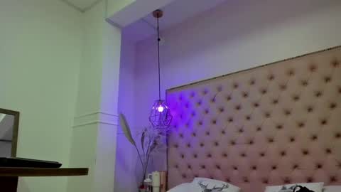 victoria_kitt online show from November 2025 07:25:02 PM