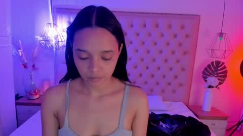 victoria_kitt online show from December 2025 09:24:02 PM