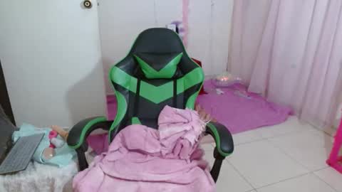 VICKY online show from April 2026 10:23:02 PM