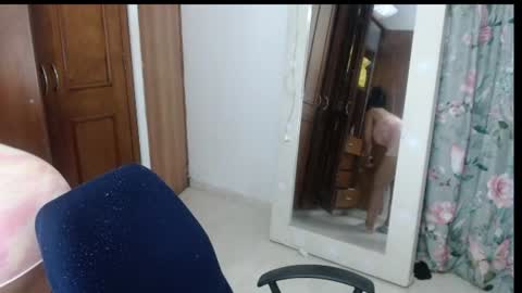 Snapshot of victoria_milf06 chatting on June 2026 09:29:01 AM victoria online show from June 2026 09:29:01 AM