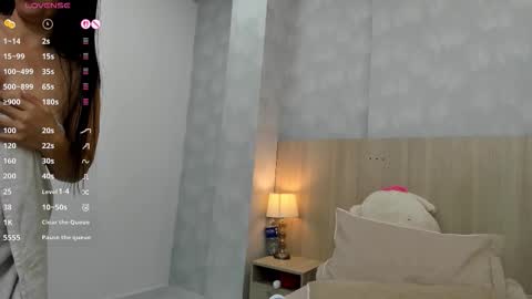 victoria_pachon online show from January 2026 07:25:02 AM