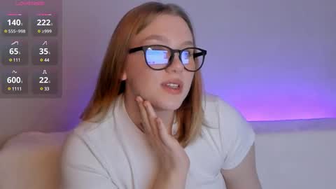 Snapshot of victoria_pum_ chatting on December 2024 07:27:02 PM Jessie online show from December 2024 07:27:02 PM