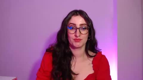 Victoria online show from February 2025 08:15:01 PM