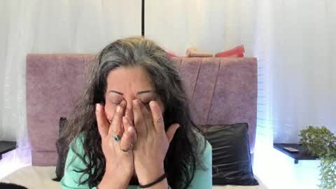 victoriaa_anderson_ online show from April 2026 02:44:01 PM