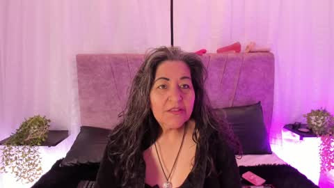 Snapshot of victoriaa_anderson_ chatting on April 2026 02:00:02 PM victoriaa_anderson_ online show from April 2026 02:00:02 PM