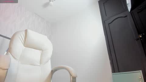 Victoria Sofia online show from March 2026 07:09:01 PM