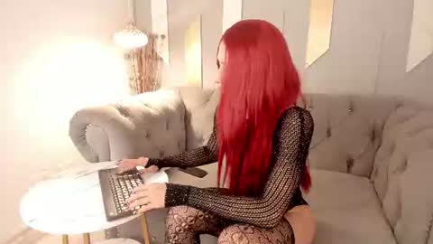Snapshot of victoriaa_rousse chatting on July 2026 05:14:02 AM Victoria online show from July 2026 05:14:02 AM
