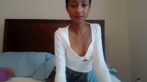 Snapshot of victoriaaa_xxx chatting on October 2025 05:23:02 PM Victoria xxx online show from October 2025 05:23:02 PM