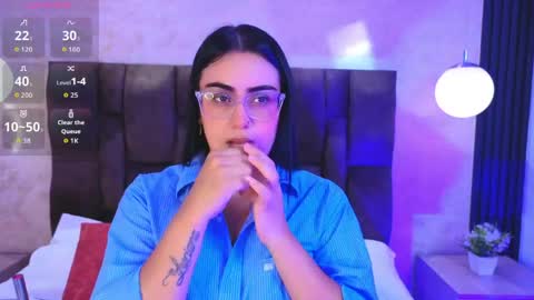 Victoria Andrade online show from April 2026 12:22:02 PM