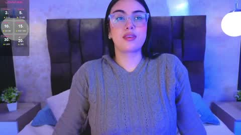 Snapshot of victoriaandrade chatting on June 2026 12:40:02 PM Victoria Andrade online show from June 2026 12:40:02 PM