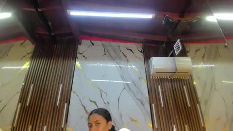 Victoria  online show from March 2026 09:04:02 PM