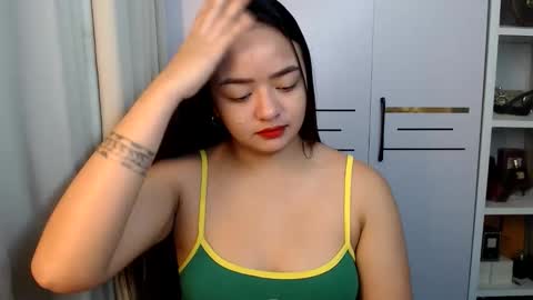 Victoria Harper online show from April 2026 02:40:01 PM