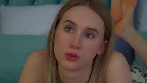 Victoria online show from November 2025 06:50:01 AM