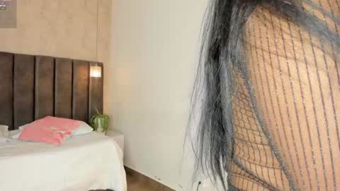 Maria Victoria online show from January 2025 11:11:01 AM
