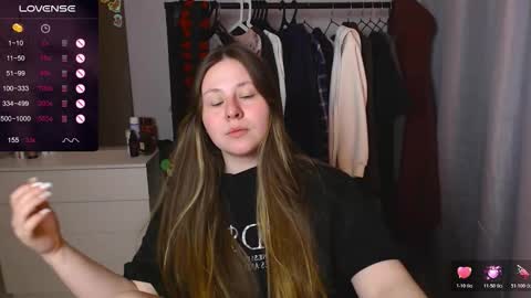 victoriassecrets_ online show from February 2026 09:35:01 PM