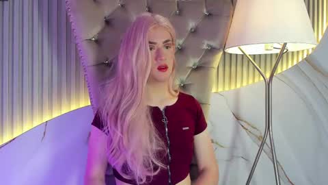 Snapshot of victoriastrom_ chatting on May 2026 02:21:02 PM victoriastrom online show from May 2026 02:21:02 PM
