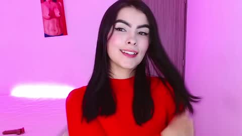 victoriia_henao_ online show from September 2025 04:01:02 AM