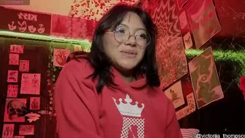 Snapshot of victoriia_thompson chatting on August 2026 09:04:01 AM victoriia_thompson online show from August 2026 09:04:01 AM