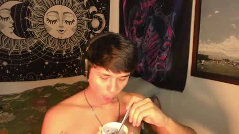 Victorino Jhonson online show from January 2025 03:04:02 AM