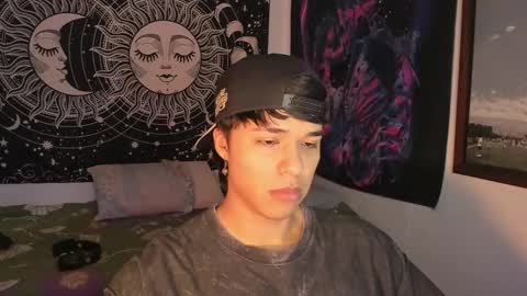 Victorino Jhonson online show from February 2025 05:31:01 PM