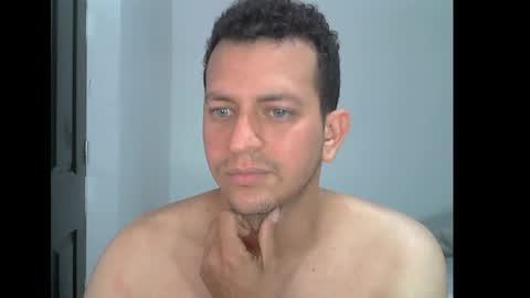 victormanuelq_1 online show from March 2026 03:18:01 PM